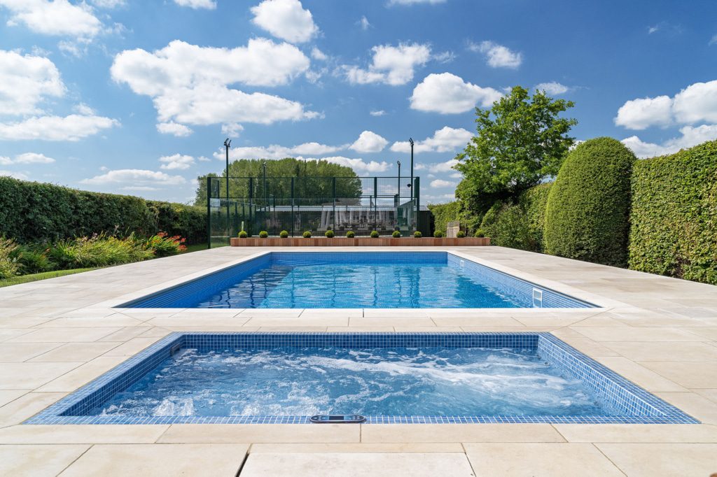Moleanos Sawn & Sandblasted Pool Copings
