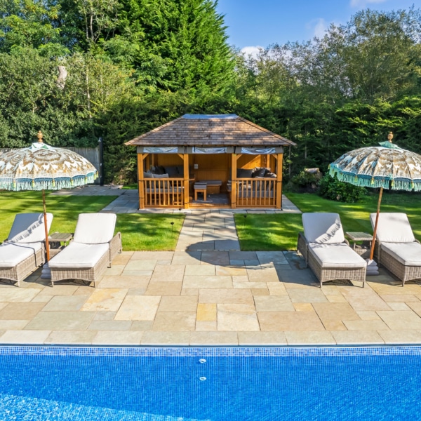 kota brown pool copings