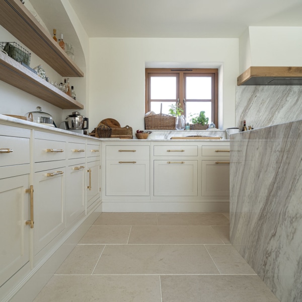 Moleanos Flooring