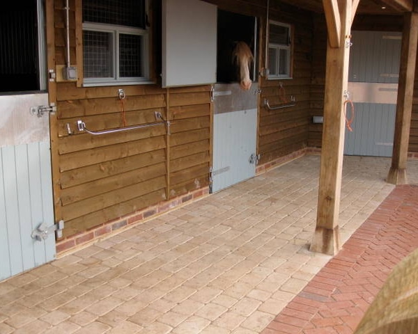 Block-Paving2-1w