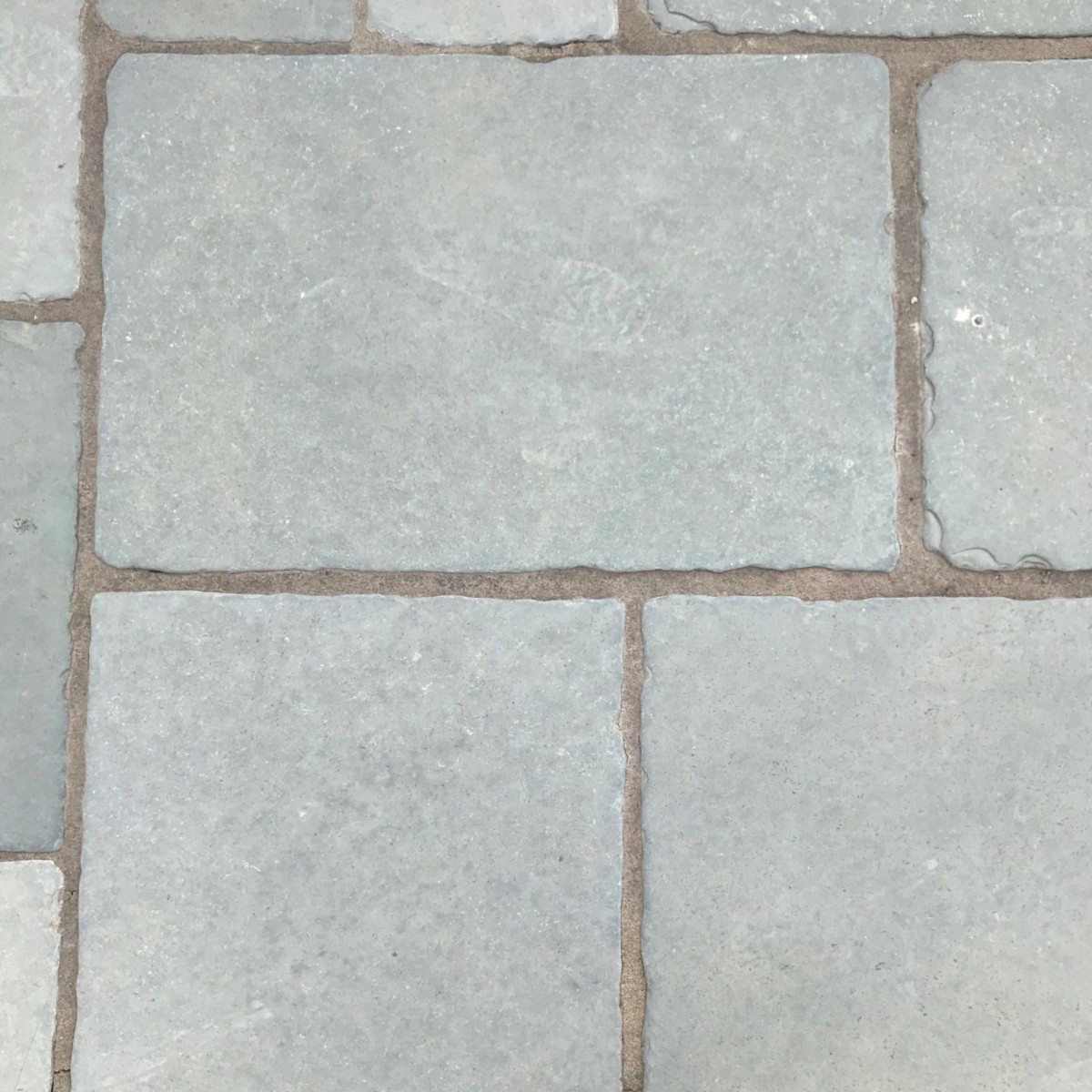 Kota Blue Tumbled paving