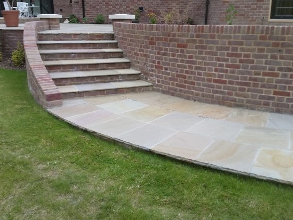 patio-7-06Aug2015-curved-path-and-steps-e1490870979495