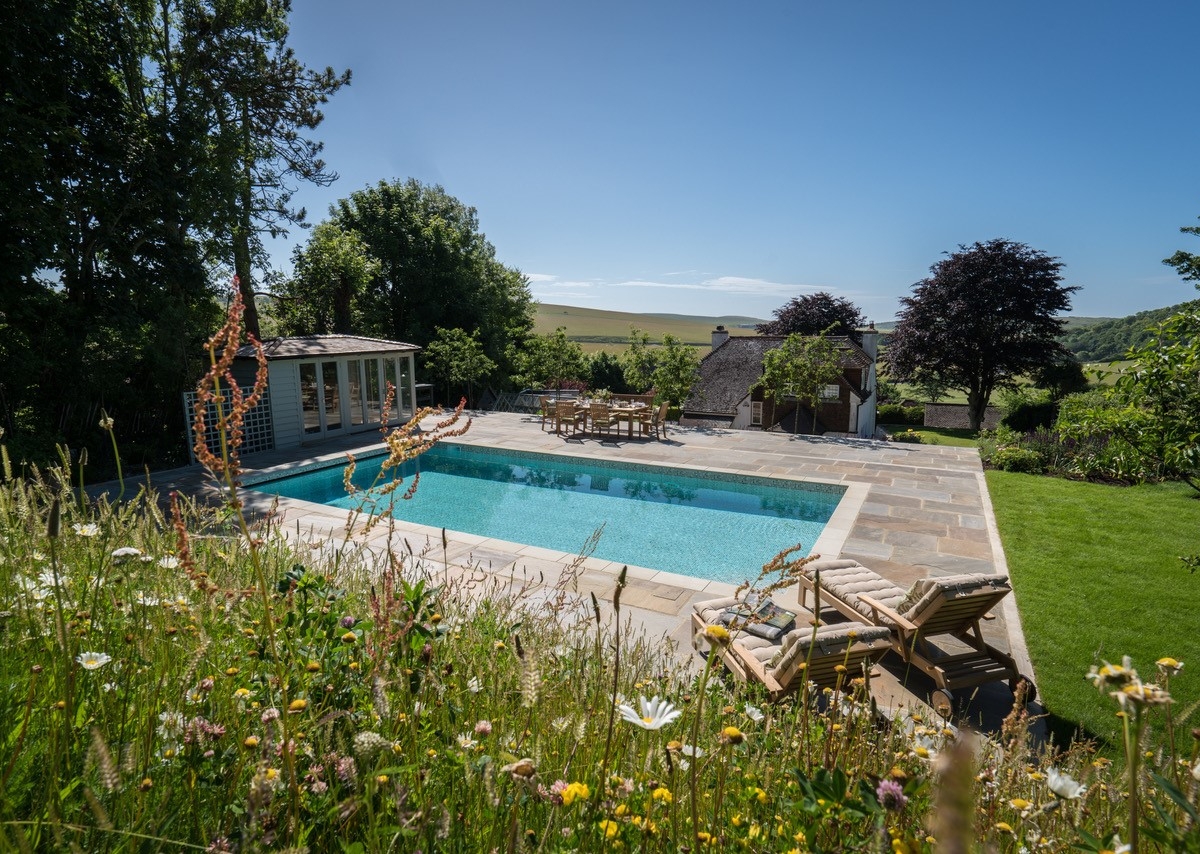 self-faced-york-swimming-pool