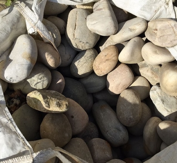 small-moray-boulders