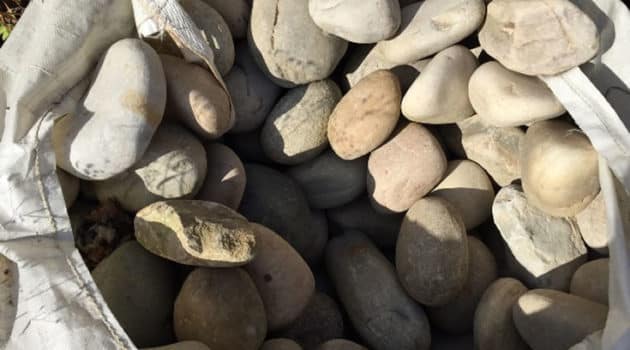 small-moray-boulders