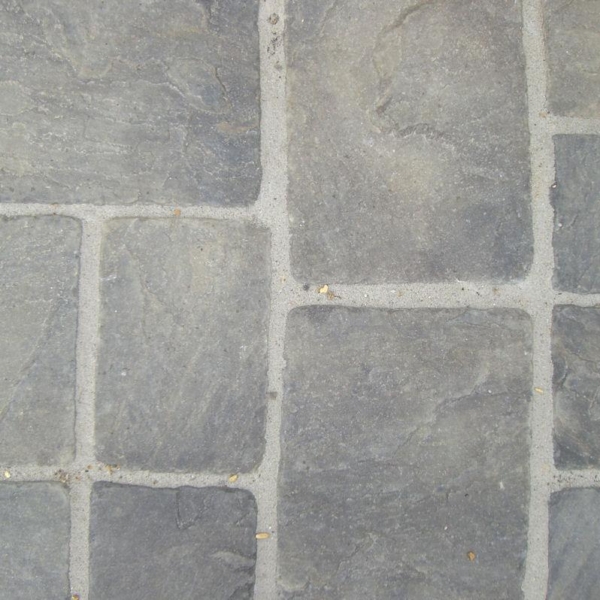 tumbled black cobbles