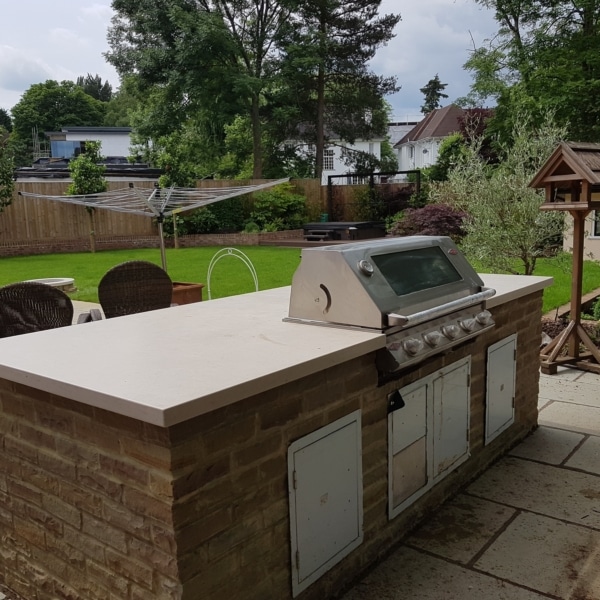 worktop outdoor kitchen