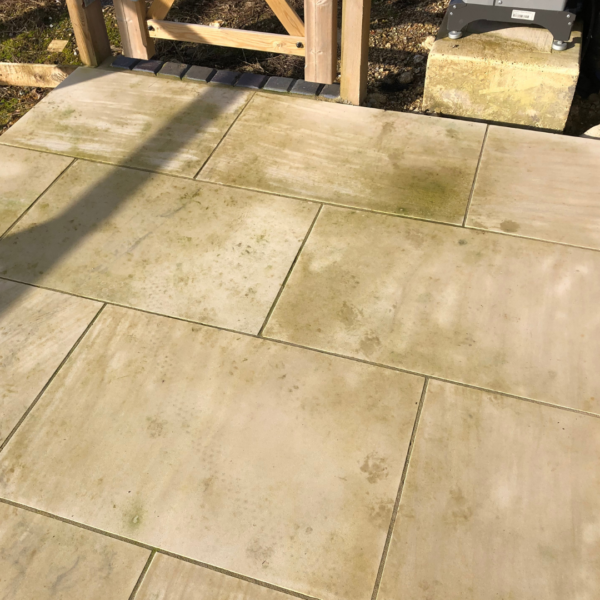 How do I remove Green Algae from my patio? Stoneworld Oxfordshire
