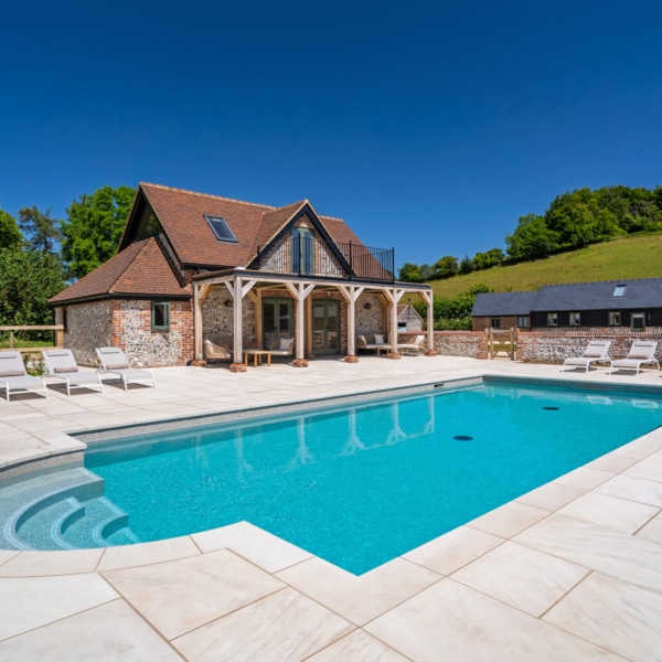 White mint swimming pool