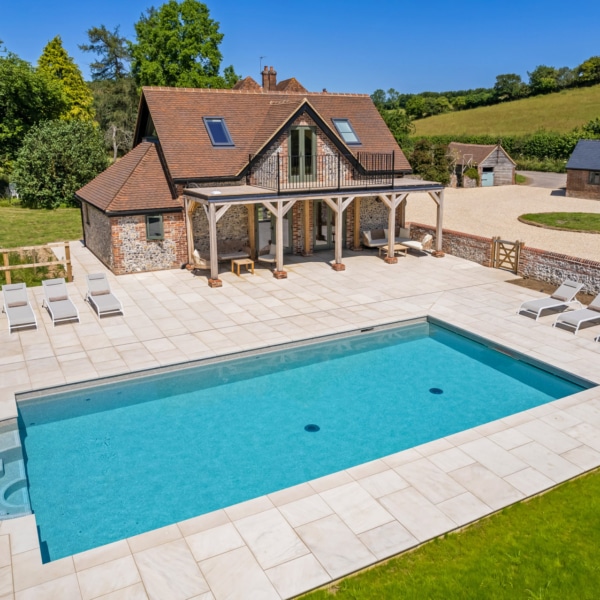 White Mint swimming pool