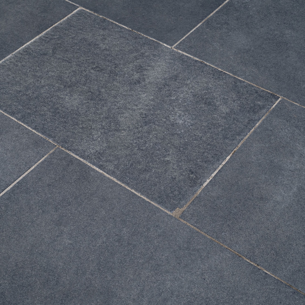 Black Limestone Sawn Edge Paving
