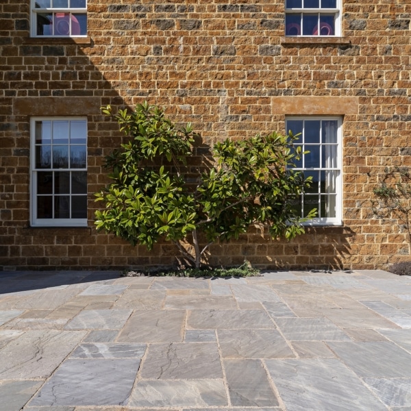 Black Sandstone Tumbled Paving