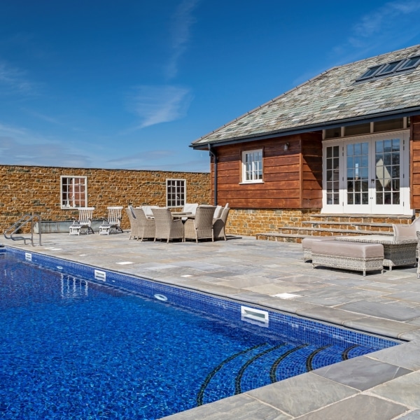 Black Sandstone Tumbled Paving