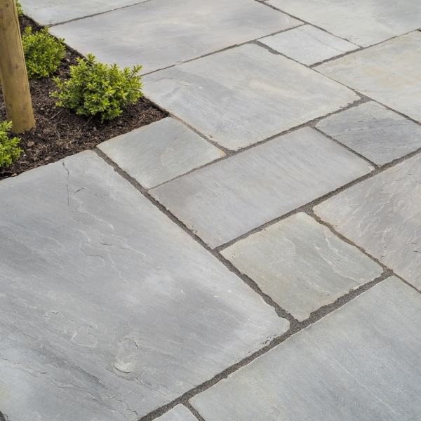 Kandla Grey paving Stoneworld