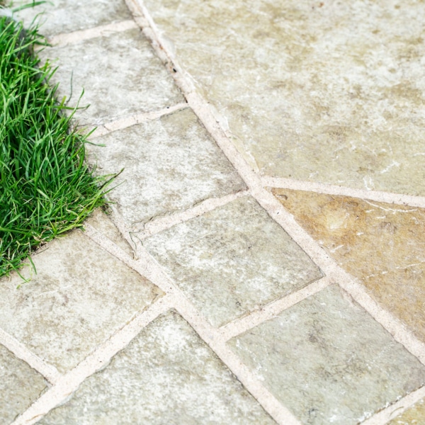 Stoneworld Kota Brown Hand Cut Paving and Setts