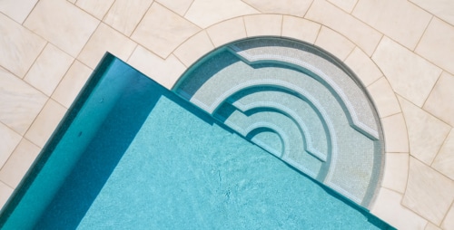 white mint roman end pool