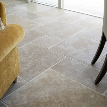 La Roche Tumbled Acid-Etched Paving
