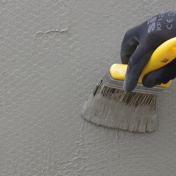 Porcelain primer application