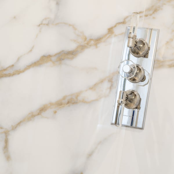 Porcelain tile pattern gold