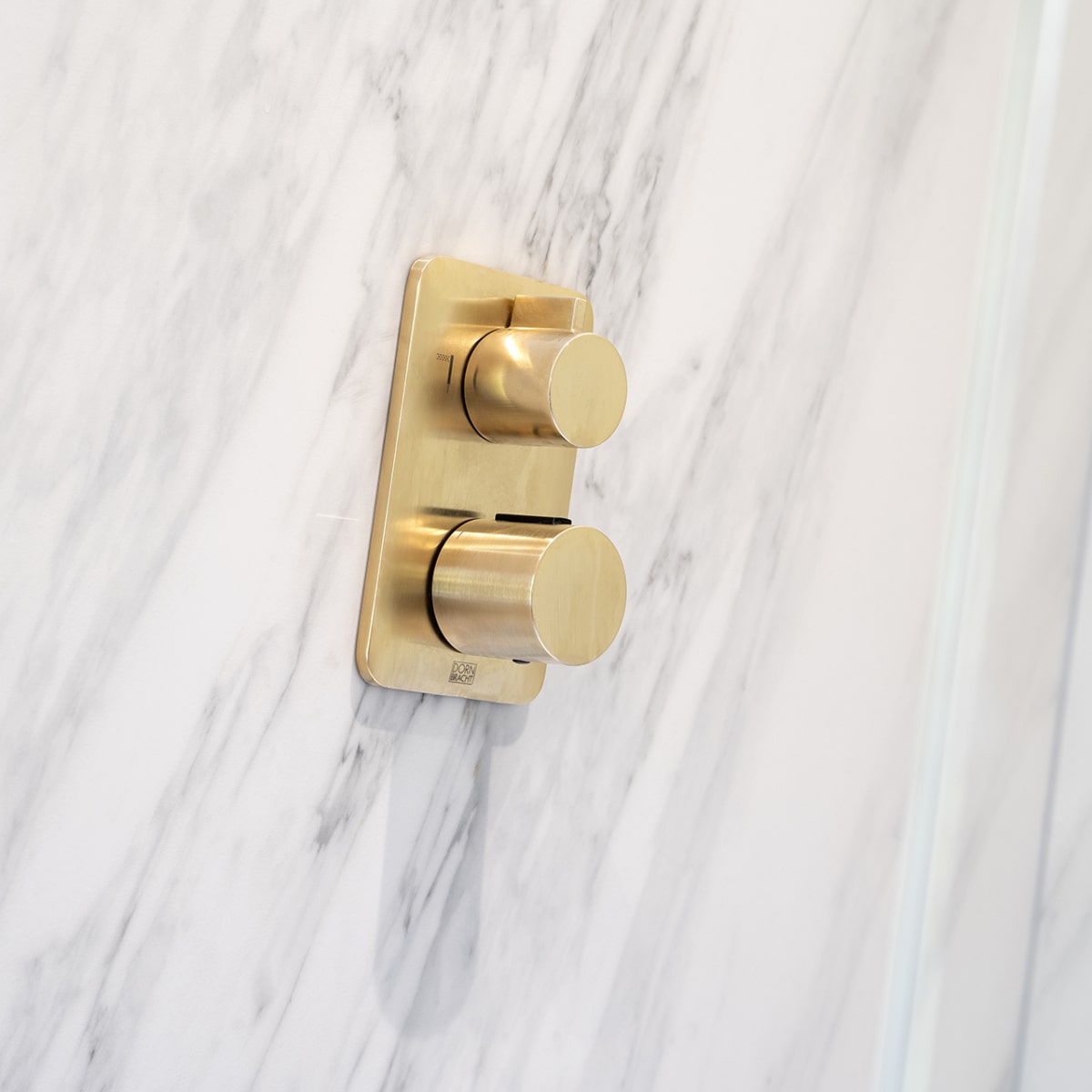 Porcelain wall tiles grey markings