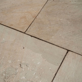 Fossil Mint Handcut Sawn Edge Paving