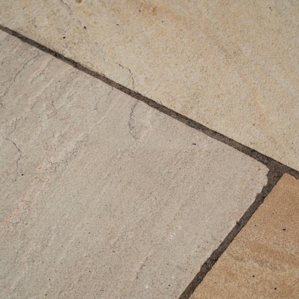Fossil Mint Handcut Sawn Edge Paving