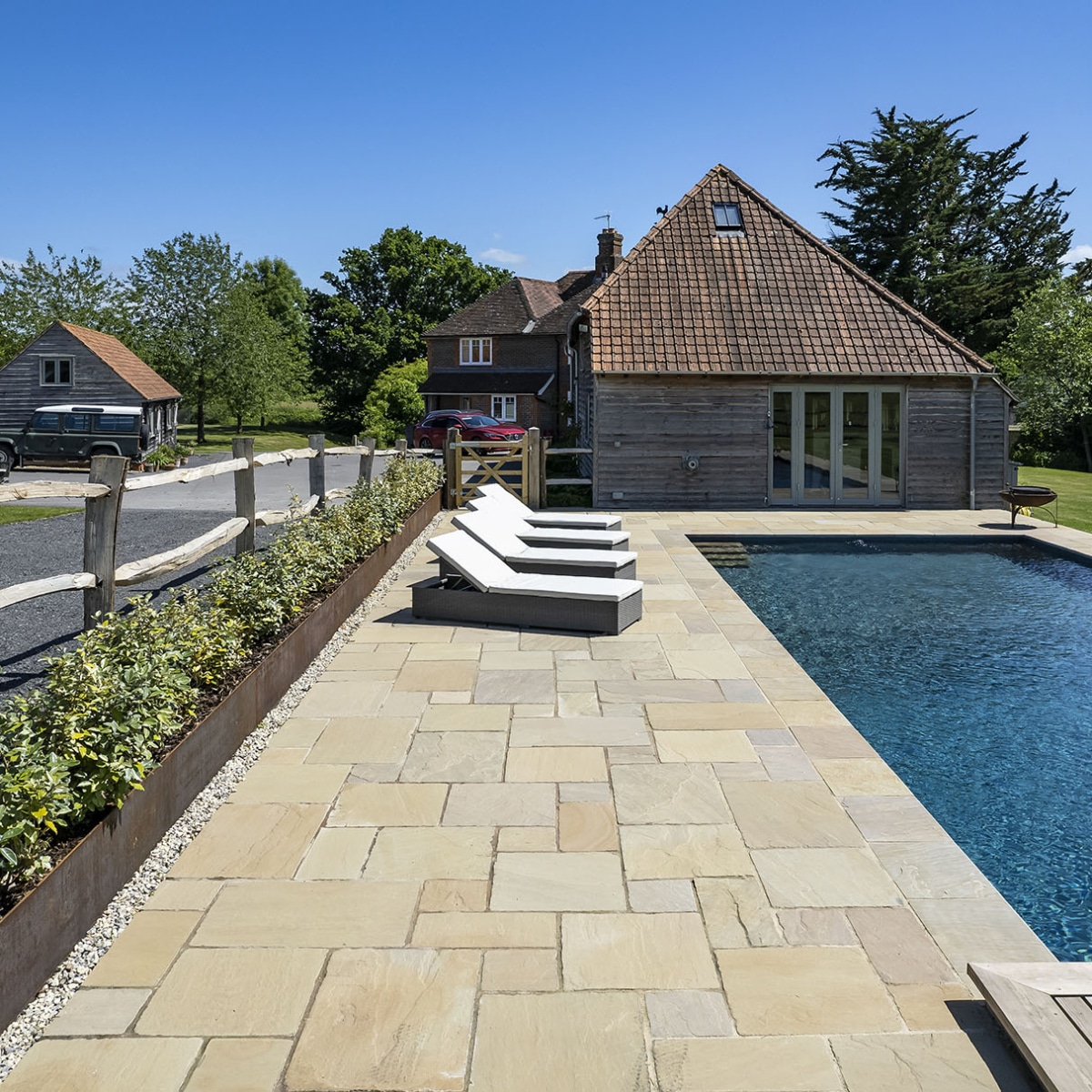 Raj tumbled pool copings and paving Stoneworld 7