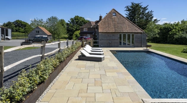 Raj tumbled pool copings and paving Stoneworld 7