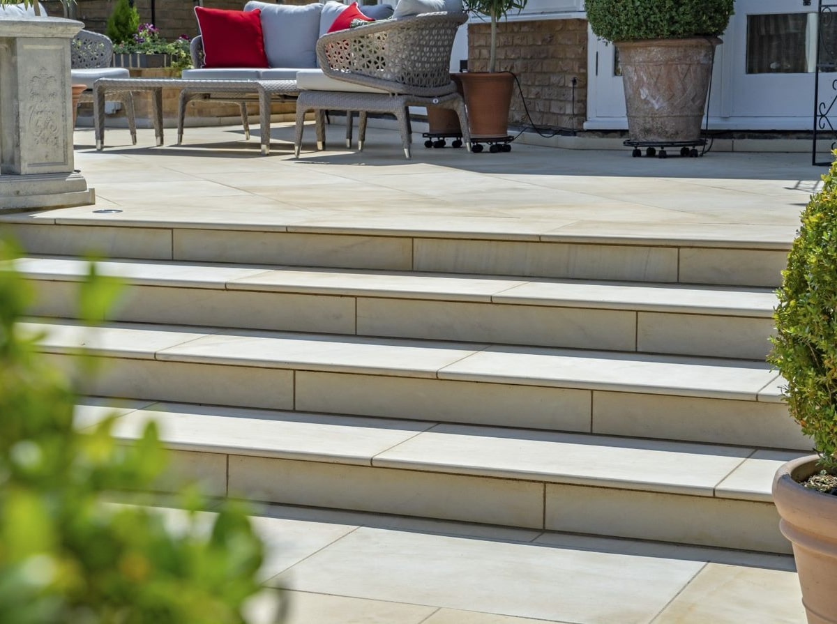 Yellow Mint honed paving and bespoke steps 13