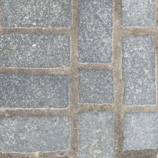 Tundra Grey Hand Cut Setts
