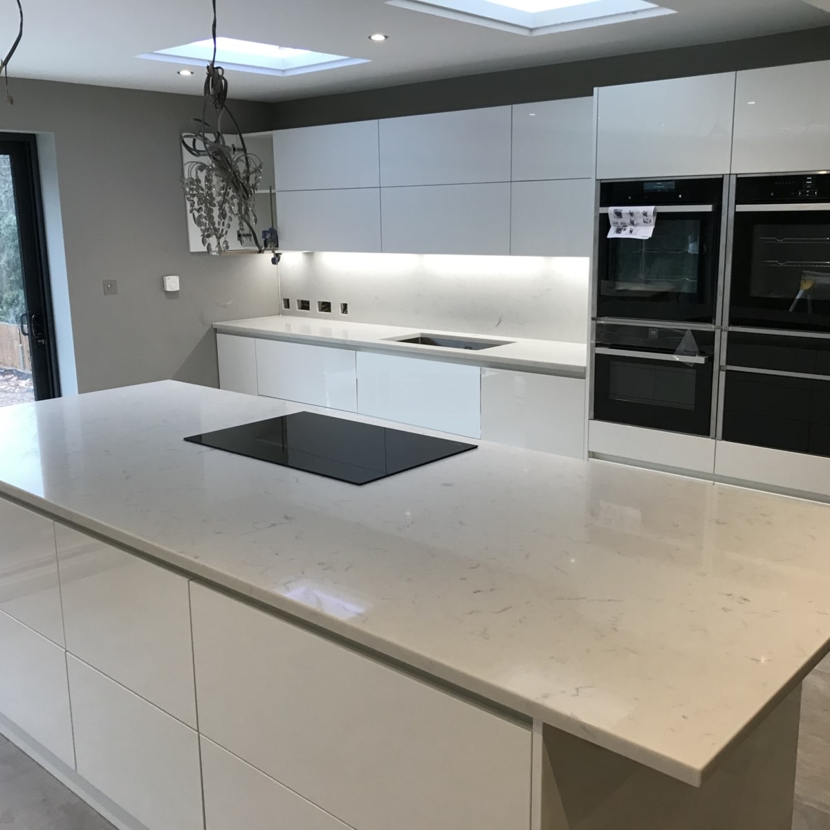 Swiss Alps quartz worktop 2