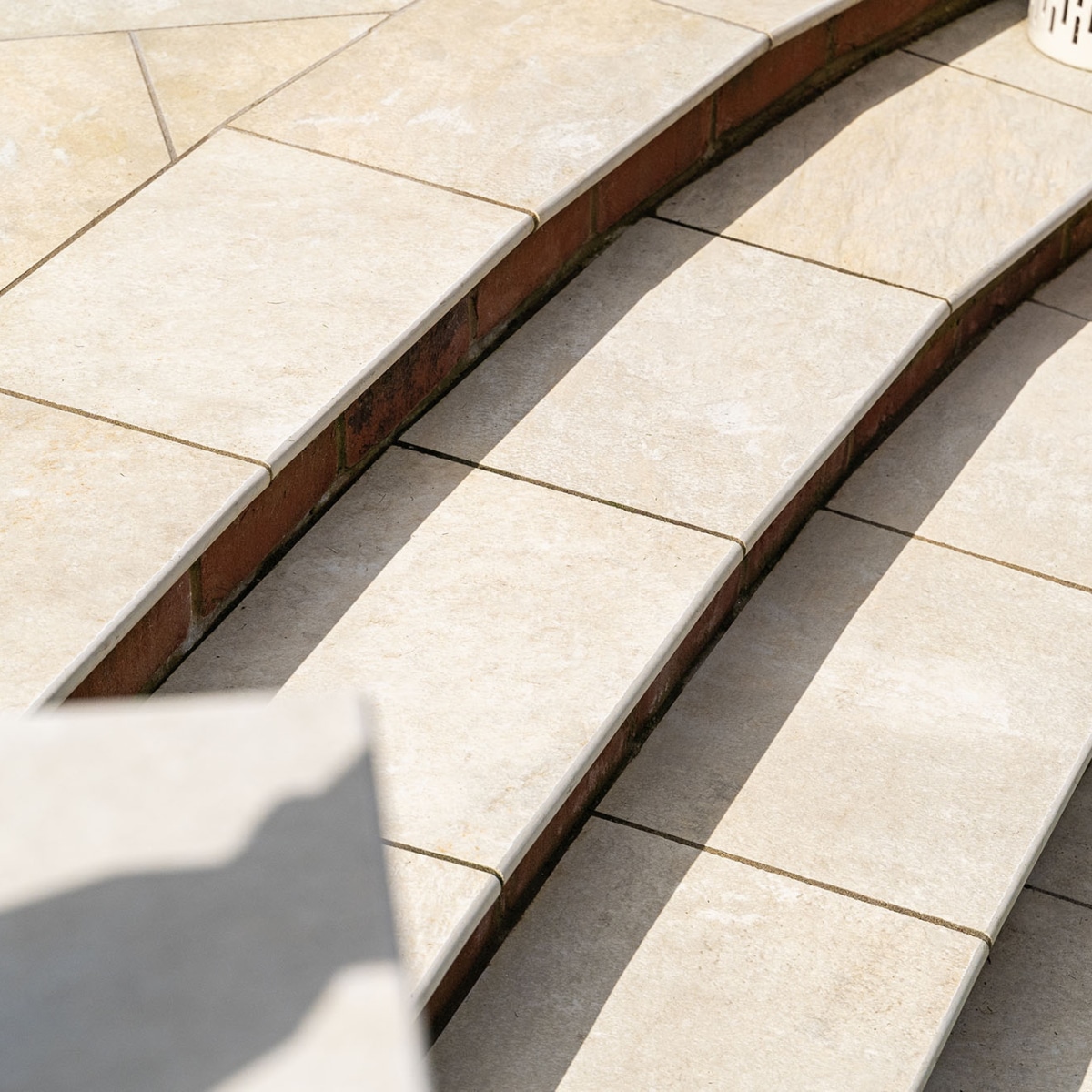Eshott Beige Porcelain Paving
