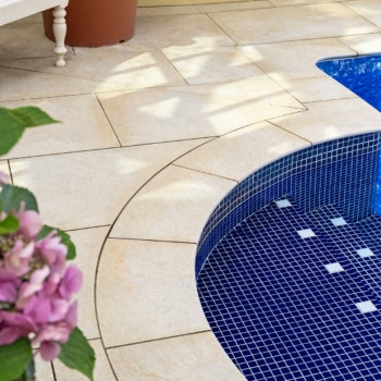 Eshott Beige Porcelain Paving