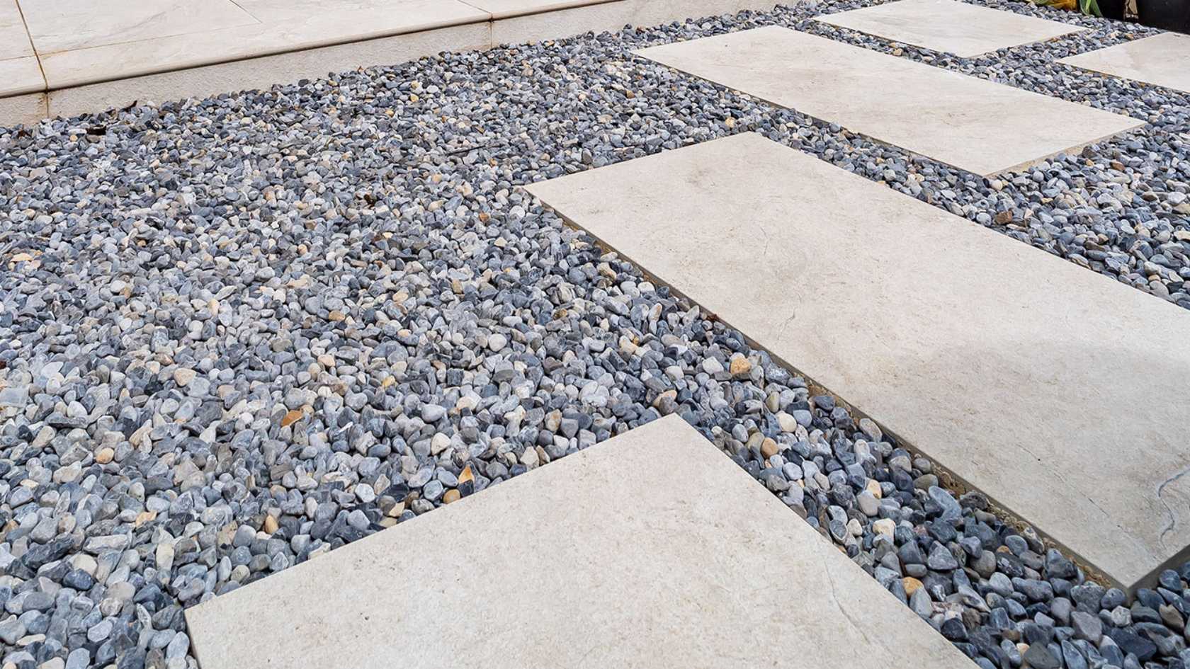 Black Garden Pebbles Decorative Garden Pebbles Stoneworld