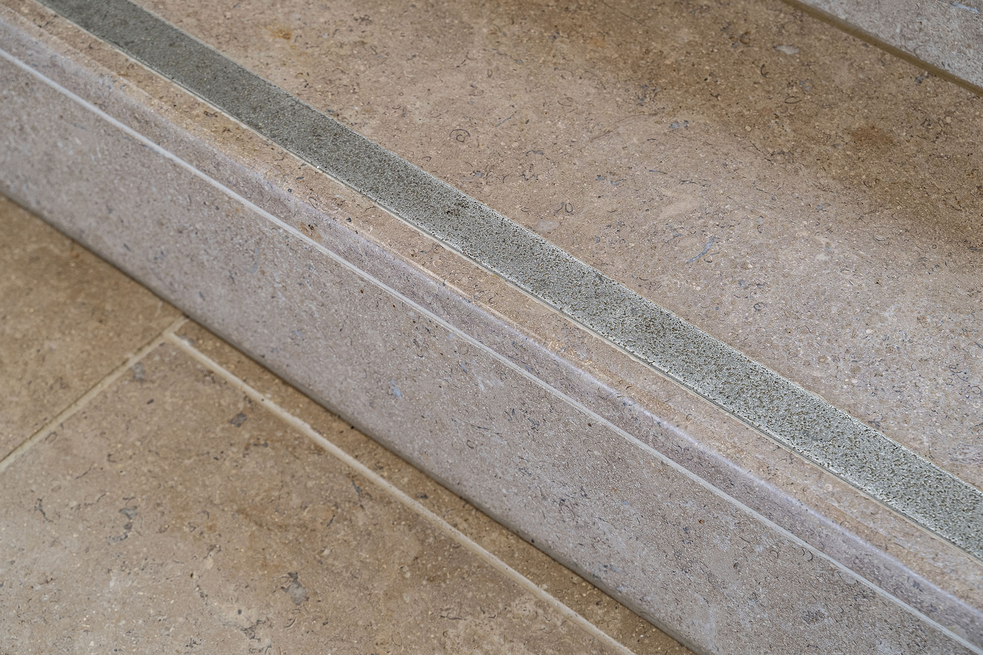 5 Tips to Get the Perfect Stone Step Treads Stoneworld