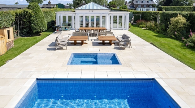 moleanos limestone pool copings paving